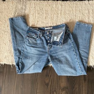 Levis wedgie 26